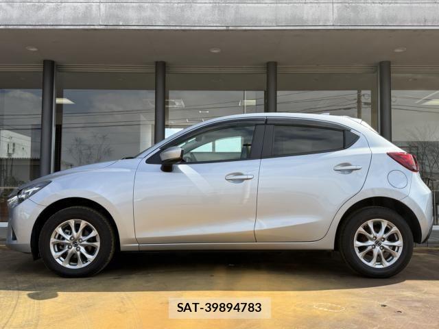 Mazda DEMIO 2018-08 4755285-4