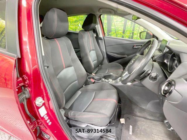 Mazda DEMIO 2015-04 6613034-8