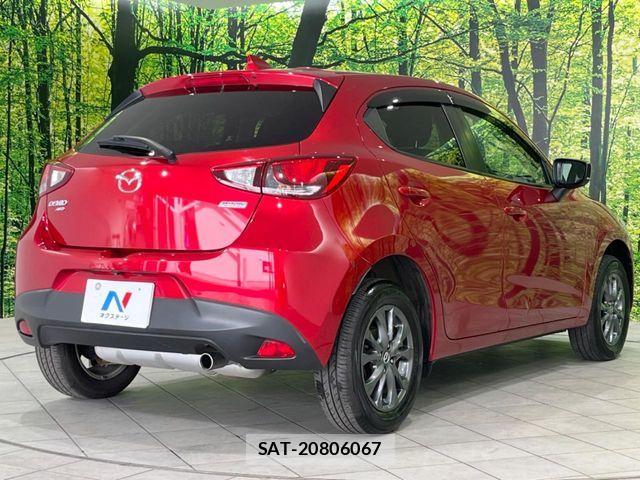 Mazda DEMIO 2017-08 6672387-3