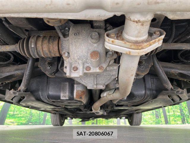 Mazda DEMIO 2017-08 6672387-6