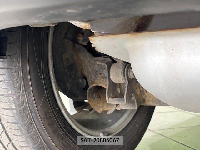 Mazda DEMIO 2017-08 6672387-7