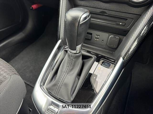 Mazda DEMIO 2017-08 6676763-27