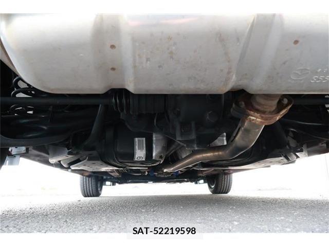 Mazda DEMIO 2018-08 6752289-25