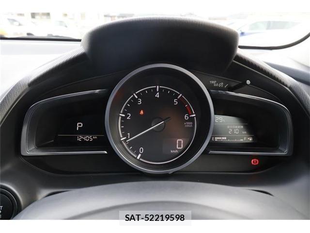 Mazda DEMIO 2018-08 6752289-27
