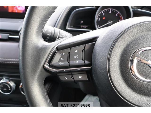 Mazda DEMIO 2018-08 6752289-8