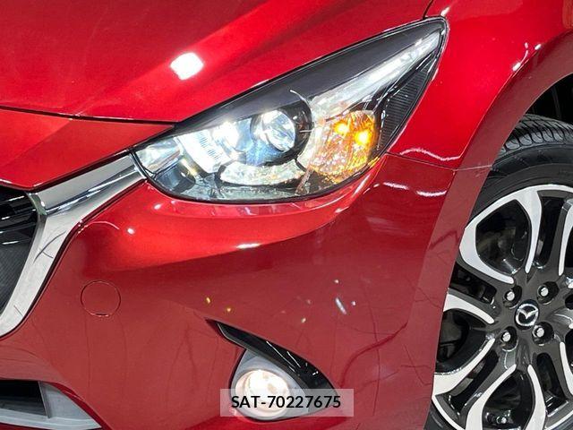 Mazda DEMIO 2015-06 6908044-11