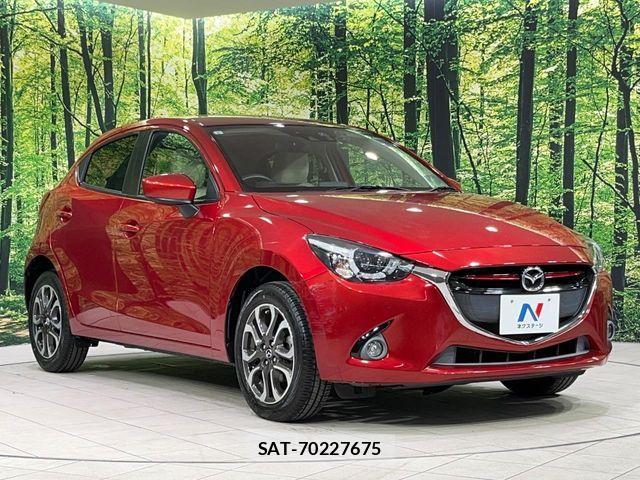 Mazda DEMIO 2015-06 6908044-15