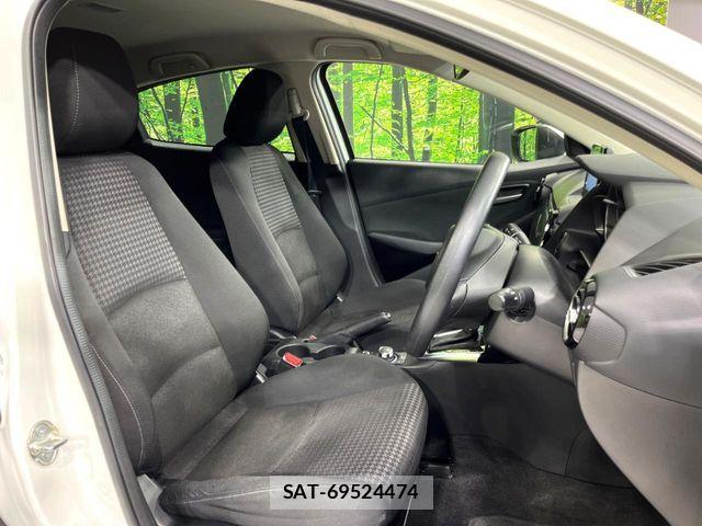 Mazda DEMIO 2017-05 6995385-8