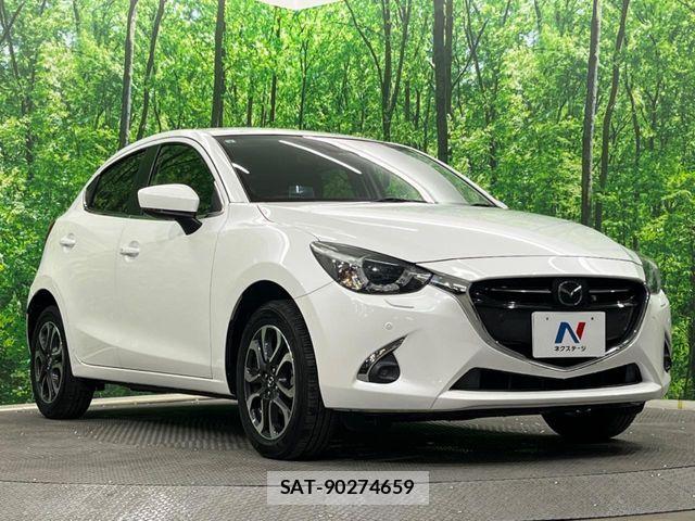 Mazda DEMIO 2017-12 6995384-15