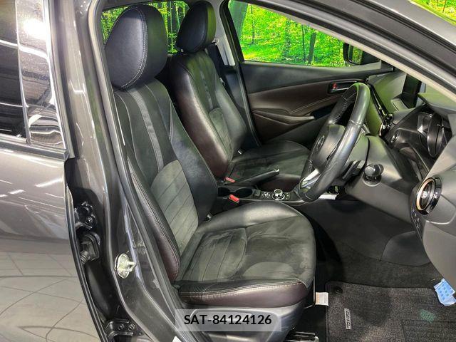 Mazda DEMIO 2018-05 6995386-7