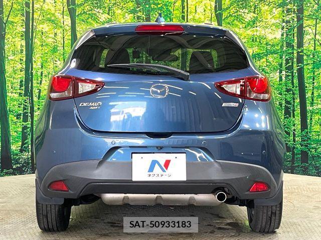 Mazda DEMIO 2017-05 7221335-15