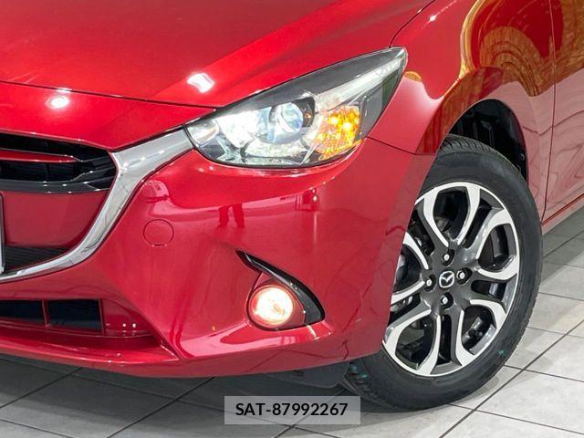 Mazda DEMIO 2016-06 7221338-12