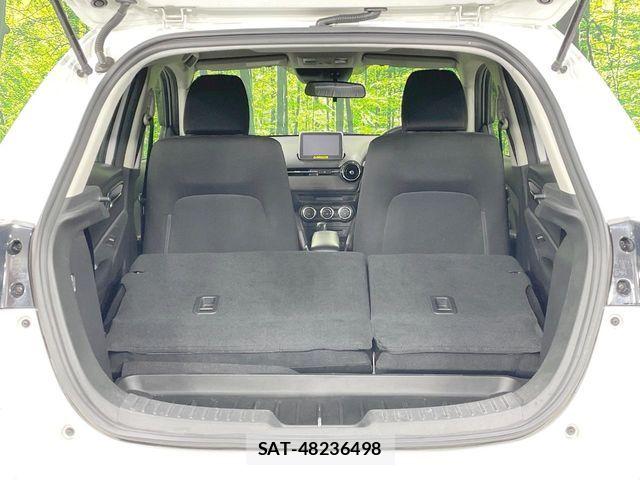 Mazda DEMIO 2015-03 7216582-10