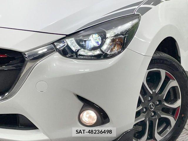 Mazda DEMIO 2015-03 7216582-12