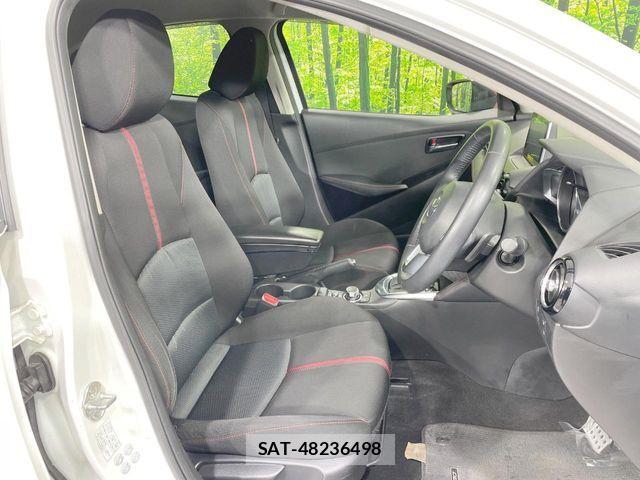 Mazda DEMIO 2015-03 7216582-8