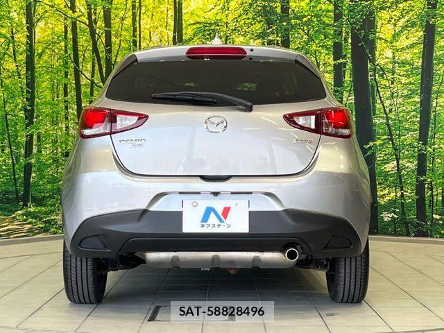 Mazda DEMIO 2016-07 7221339-14