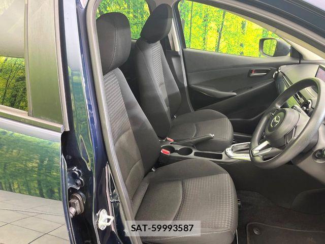 Mazda DEMIO 2018-08 7221340-8