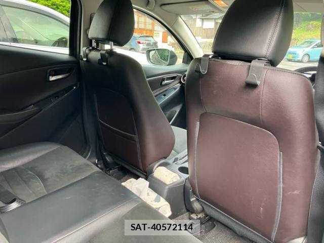 Mazda DEMIO 2017-01 7251419-19