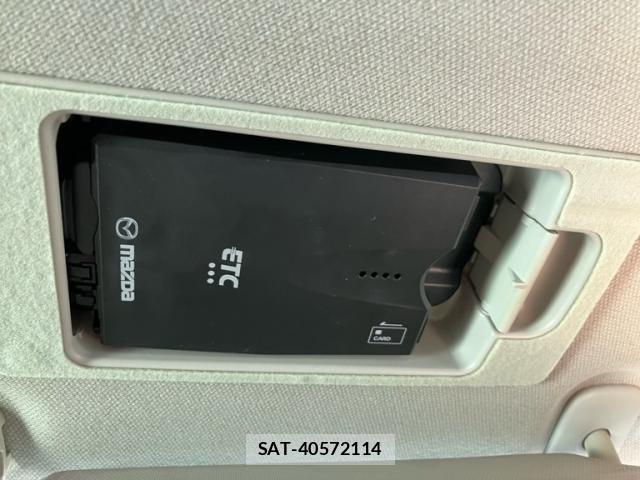 Mazda DEMIO 2017-01 7251419-20