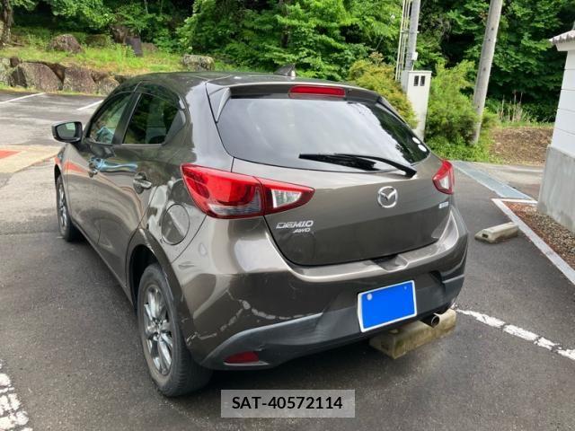 Mazda DEMIO 2017-01 7251419-8
