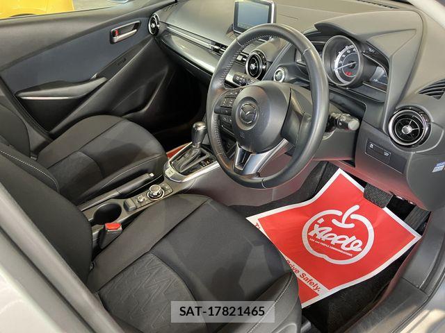 Mazda DEMIO 2015-07 7272271-11