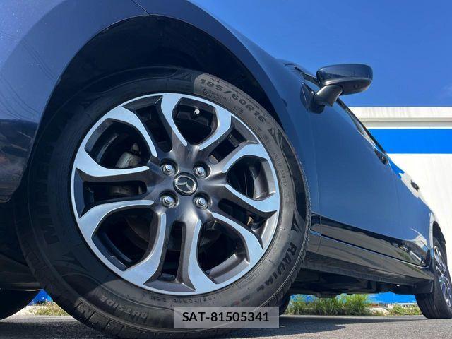 Mazda DEMIO 2017-11 7328209-12