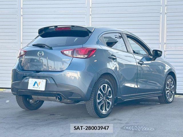 Mazda DEMIO 2015-08 7328206-16