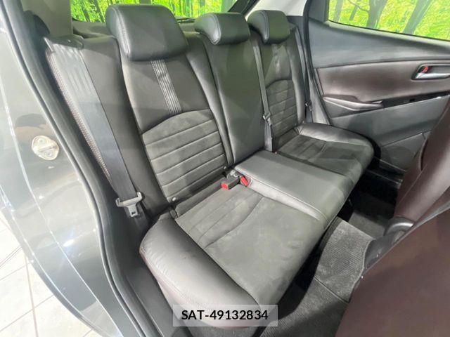 Mazda DEMIO 2017-05 7358627-9