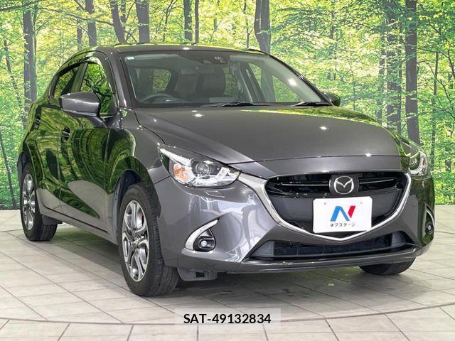 Mazda DEMIO 2017-05 7358627-16
