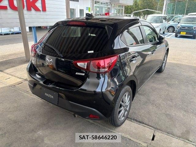 Mazda DEMIO 2018-10 7509124-2