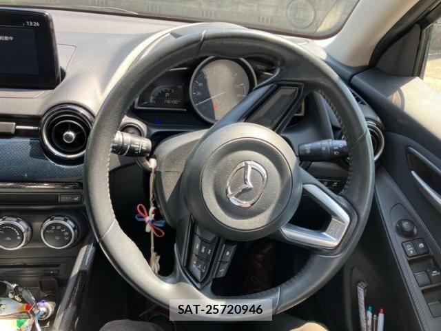Mazda DEMIO 2018-03 7617867-17