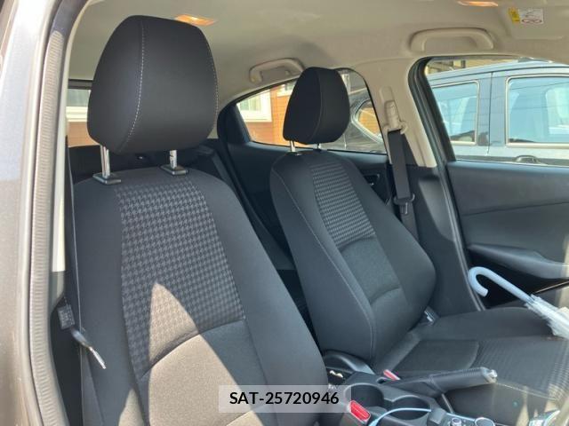 Mazda DEMIO 2018-03 7617867-8