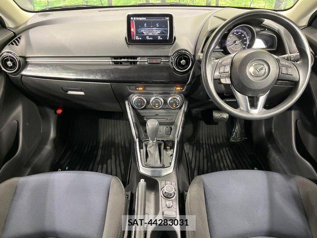 Mazda DEMIO 2016-09 7617866-1