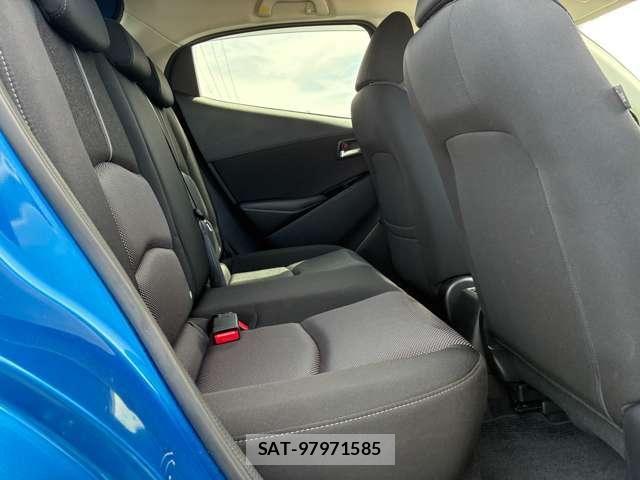 Mazda DEMIO 2017-09 7786766-12