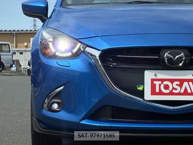 Mazda DEMIO 2017-09 7786766-15