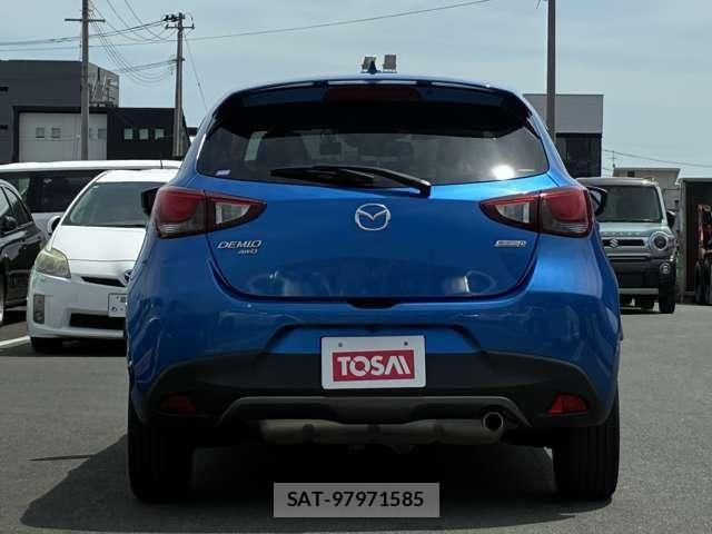 Mazda DEMIO 2017-09 7786766-18