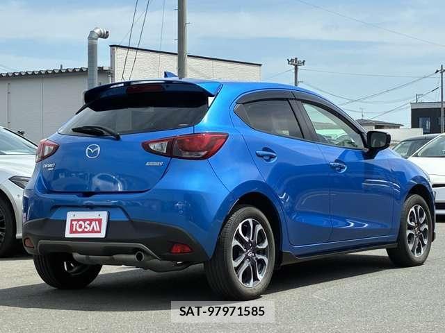 Mazda DEMIO 2017-09 7786766-20