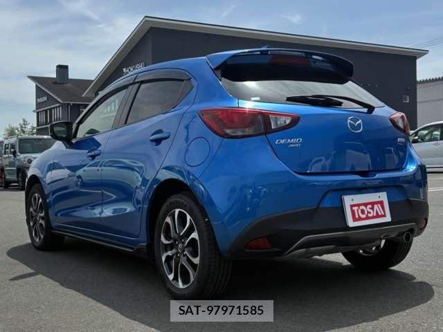 Mazda DEMIO 2017-09 7786766-25