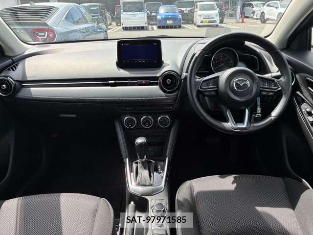 Mazda DEMIO 2017-09 7786766-4