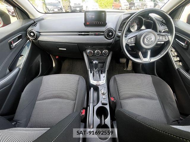 Mazda DEMIO 2017-08 7786754-1