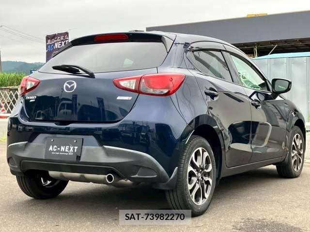 Mazda DEMIO 2015-04 7979837-18