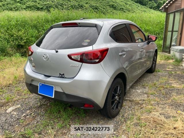 Mazda DEMIO 2017-03 8036586-18