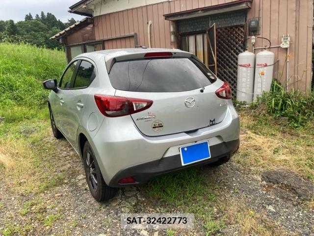 Mazda DEMIO 2017-03 8036586-19