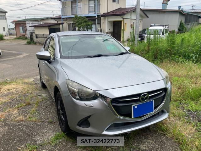 Mazda DEMIO 2017-03 8036586-2