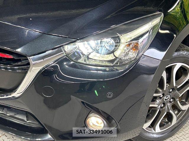 Mazda DEMIO 2015-07 8036581-12