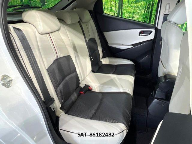 Mazda DEMIO 2017-04 8036580-10