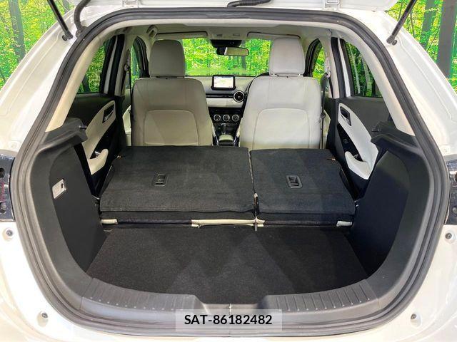 Mazda DEMIO 2017-04 8036580-11