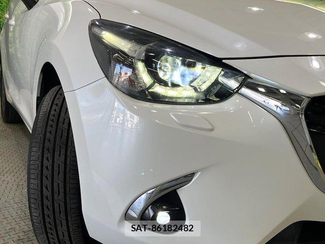 Mazda DEMIO 2017-04 8036580-12