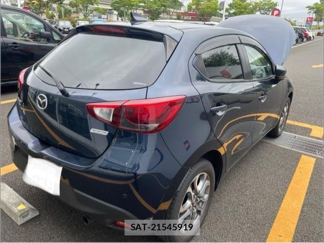 Mazda DEMIO 2018-11 8036574-2