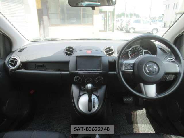 Mazda DEMIO 2013-06 8074456-9